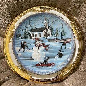 THE SNOWMAN by P. Buckley Moss Decorative Plate - 1991